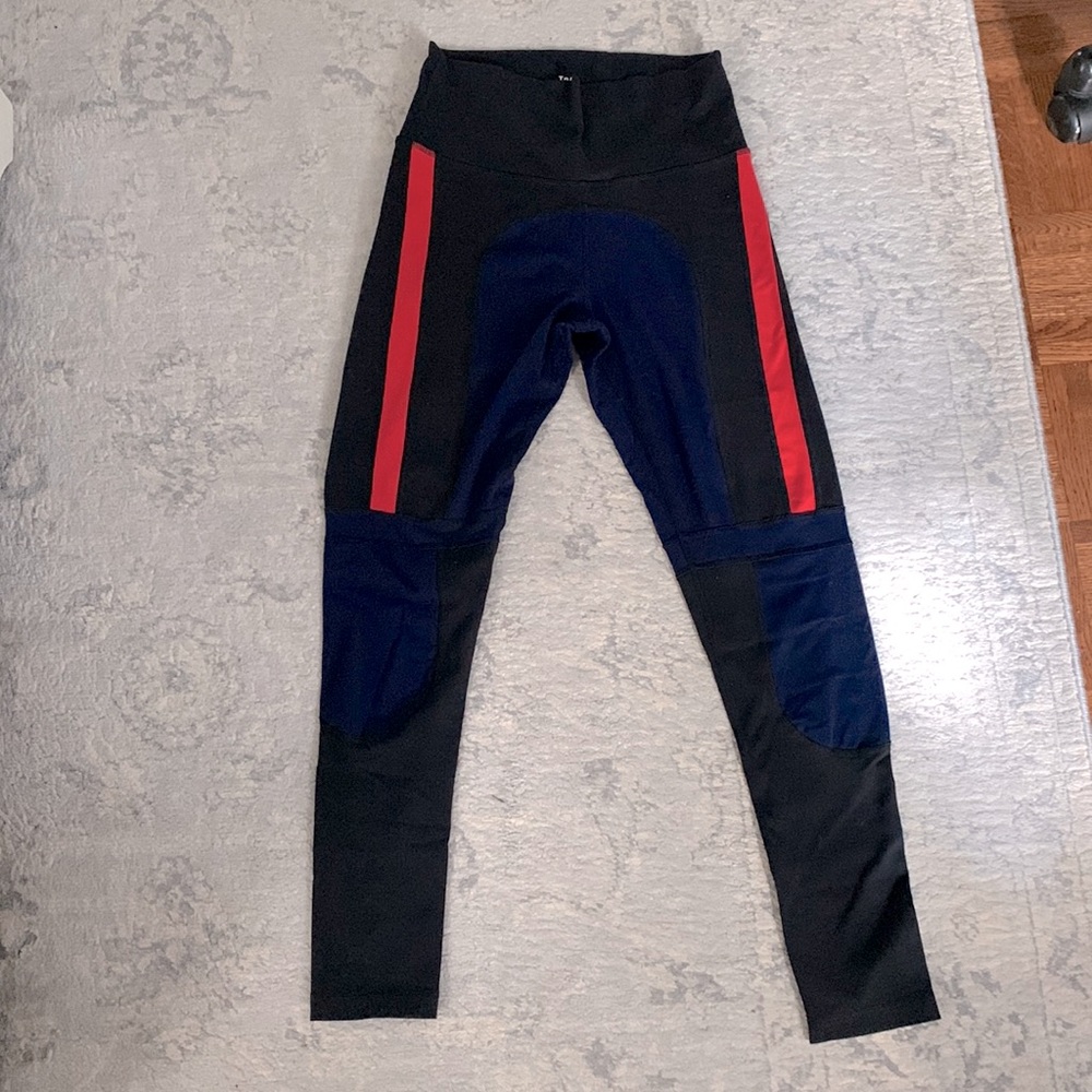 ARITZIA TNA FULL LENGTH LEGGINGS